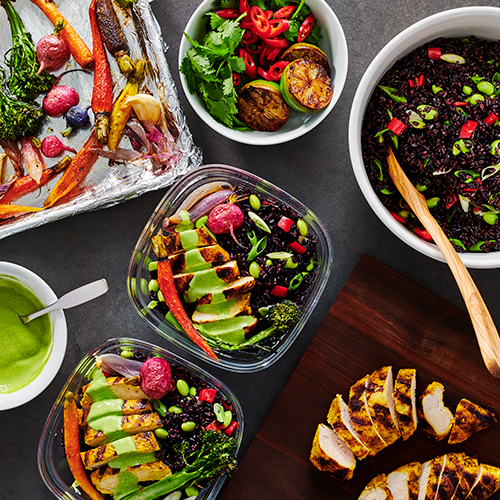 Turmeric Chicken and Black Rice Grain Bowl | Reynolds Brands