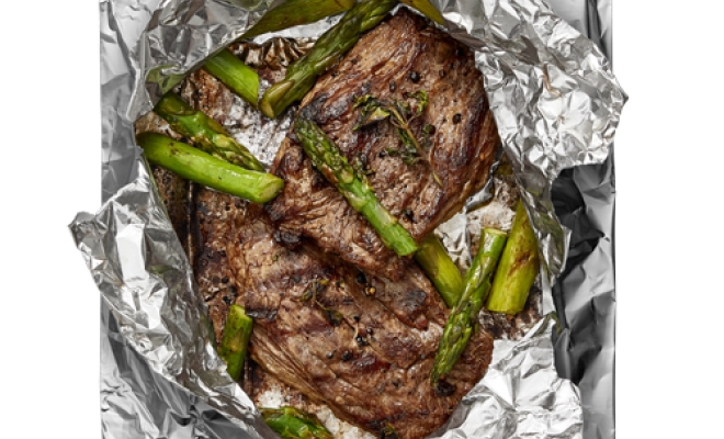 
Steak and Asparagus Foil Packet
