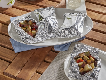 Grilled Potatoes, Onions and Pepper Packet