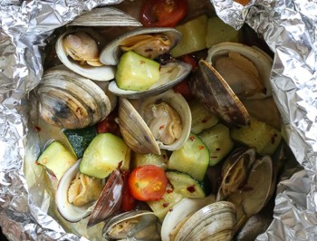 Grilled Clams in Foil