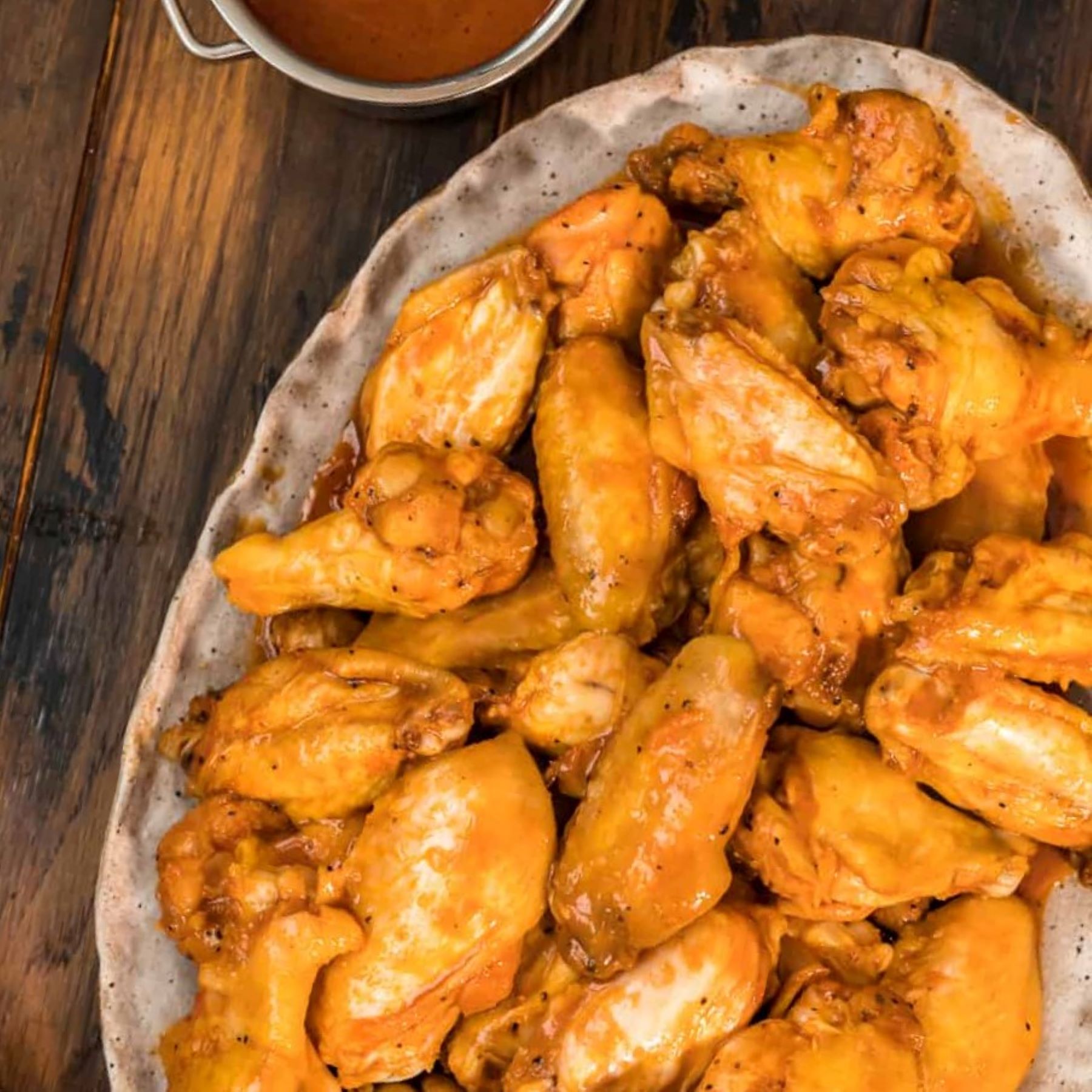 Cookie Rookie Honey BBQ Chicken Wings | Reynolds Brands