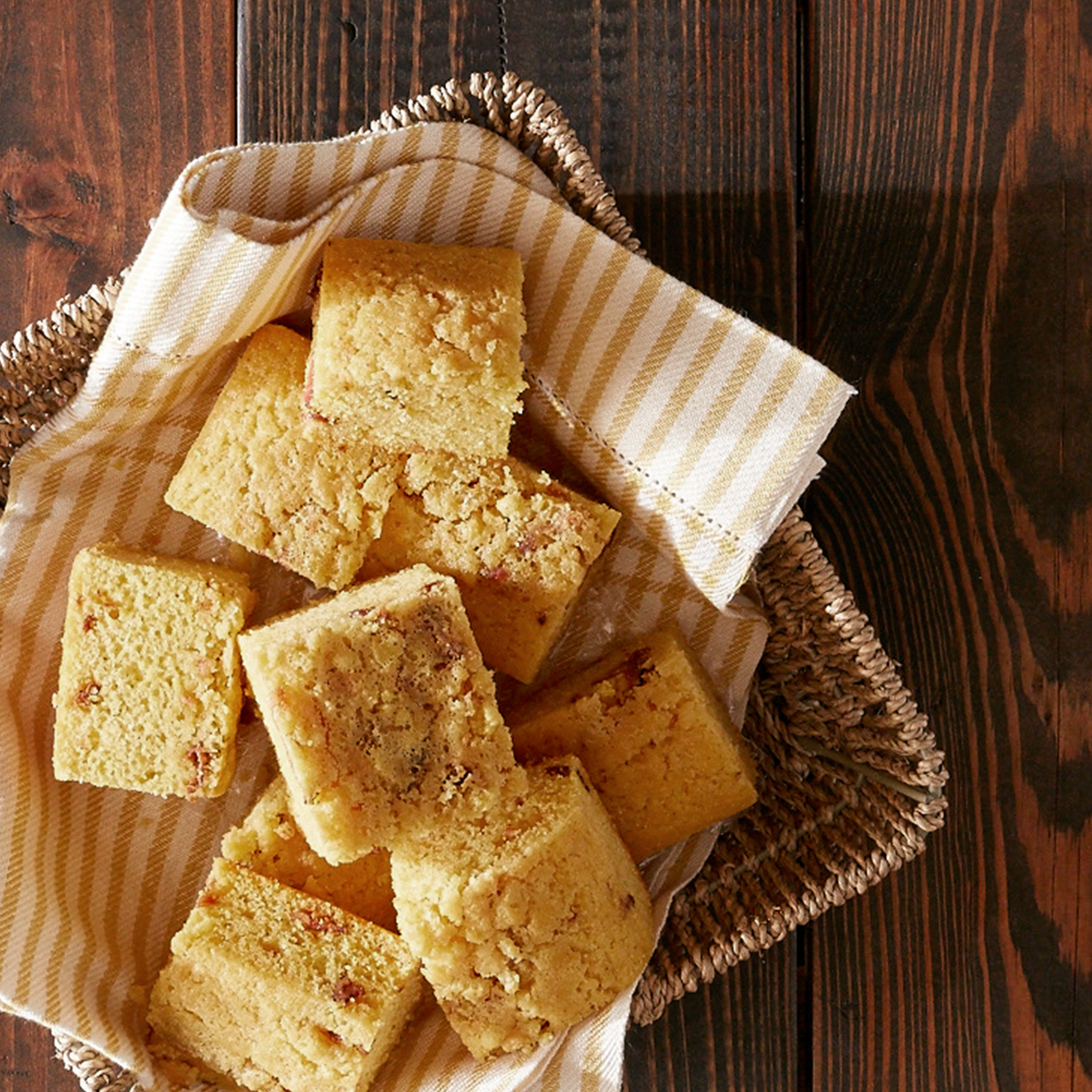 Sweet Bacon Corn Bread | Reynolds Brands