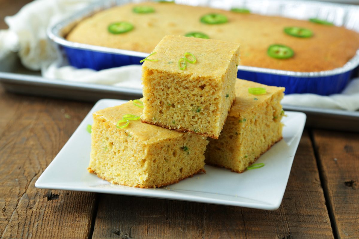 Jalapeño Buttermilk Cornbread | Reynolds Brands