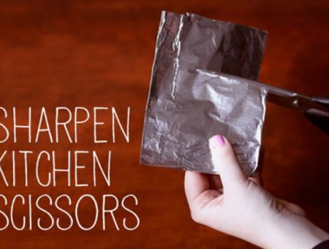 Aluminum Foil Hacks and Tips: Clever Uses for a Kitchen Staple - Southern  Home Express