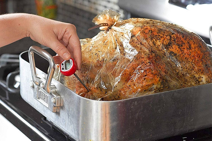 How to Cook Turkey in a Bag for the Juiciest Results