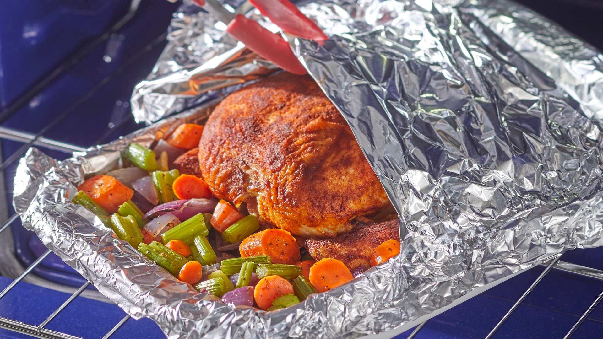 Cooking with Aluminum Foil | Reynolds Brands