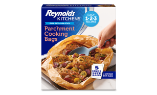 Reynolds Kitchen Parchment Cooking Bags Package
