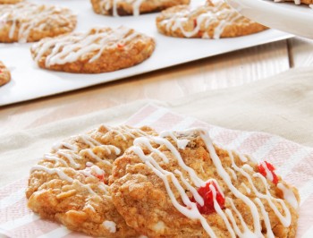 Cherry Macadamia Oatmeal Cookies