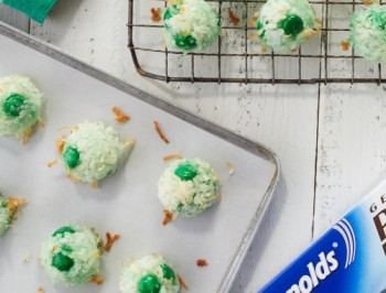 Green and White Coconut Macaroons