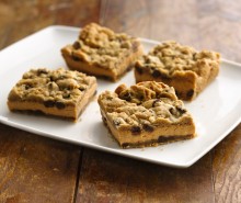 Chocolate Chip-Peanut Butter Squares