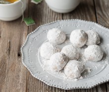 Mexican Wedding Cookies (Polvorones)